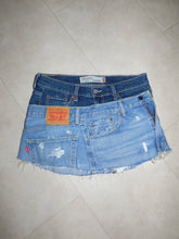 Load image into Gallery viewer, Levi’s Double Denim Skirt W30
