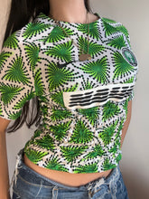 Load image into Gallery viewer, Nigeria football shirt - S
