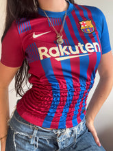 Load image into Gallery viewer, Barcelona football shirt - XS
