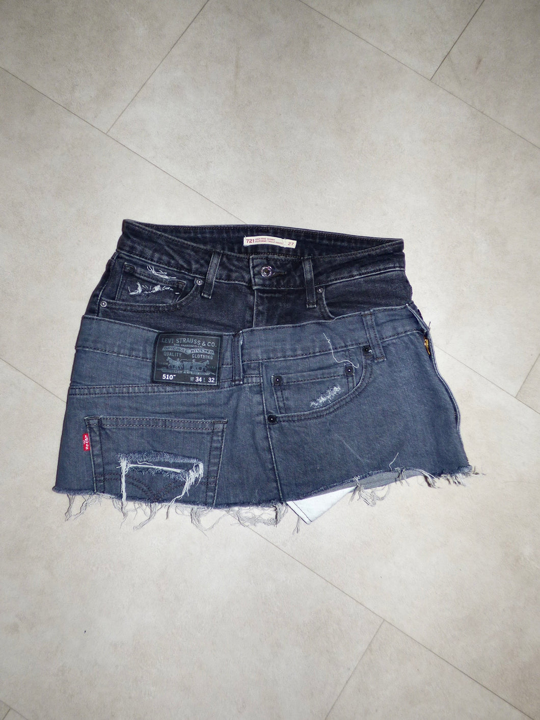 Levi’s Double Denim Skirt W27