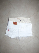 Load image into Gallery viewer, Levi’s Double Denim Skirt W28
